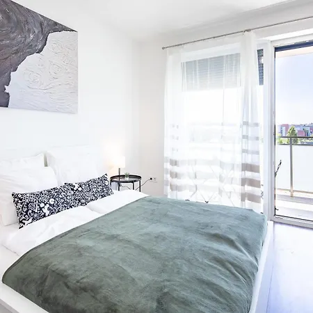 Apartmán - Balcony - Cozy - Ac *