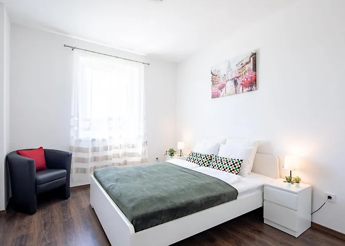 Apartament - Balcony - Cozy - Ac